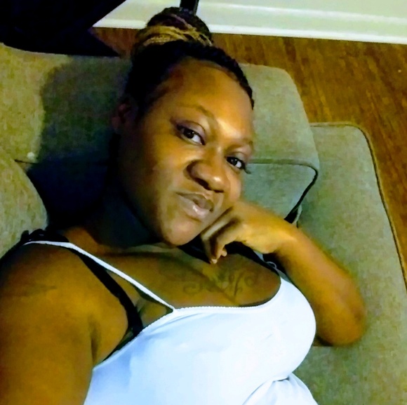 Meet your Posher, Alice - Picture 1 of 1